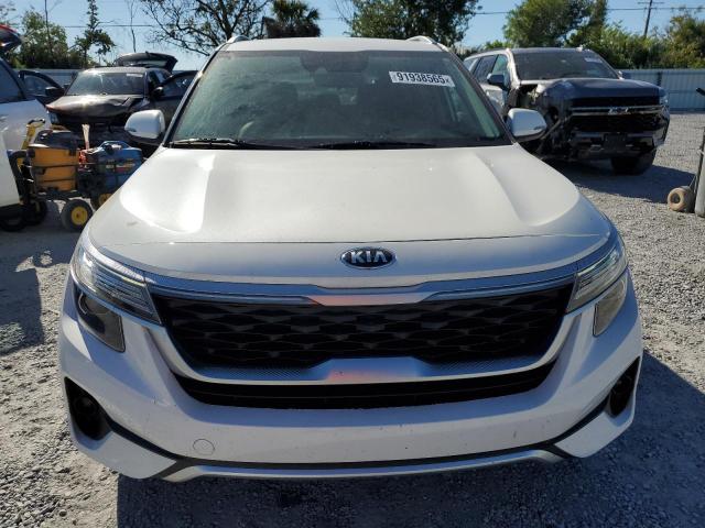 Фото 5 - KIA SELTOS