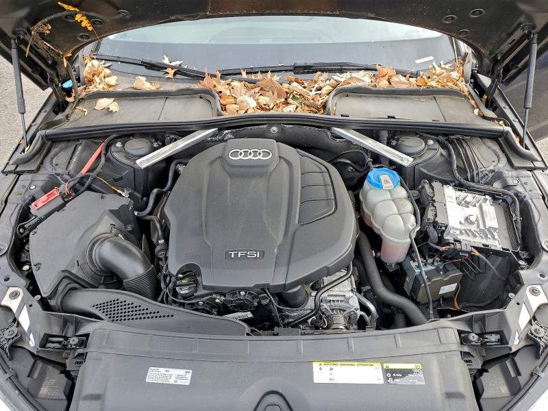 Фото 11 - AUDI A4