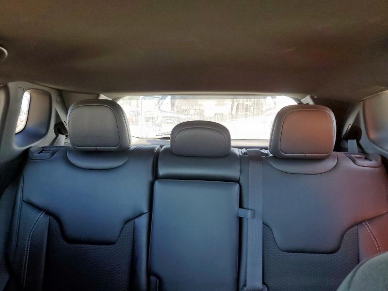 Фото 10 - JEEP COMPASS