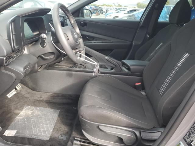 Фото 7 - HYUNDAI ELANTRA