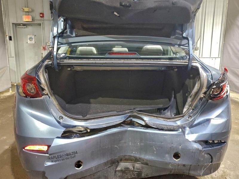 Фото 6 - MAZDA 3