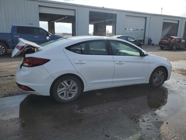 Фото 3 - HYUNDAI ELANTRA