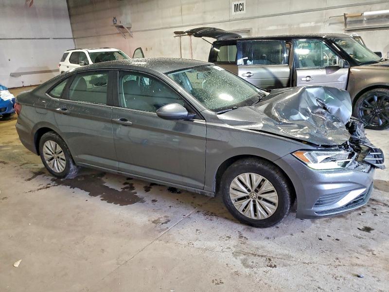 Фото 4 - VOLKSWAGEN JETTA