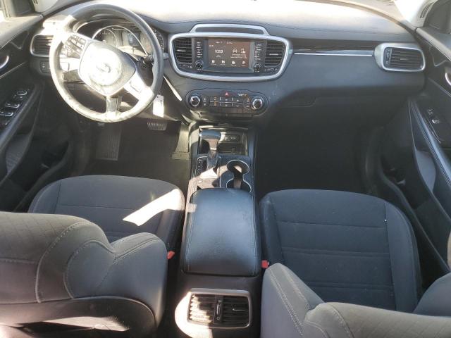 Фото 8 - KIA SORENTO