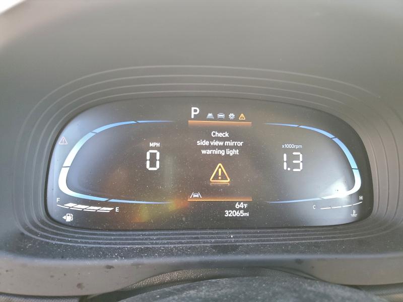 Фото 9 - HYUNDAI VENUE