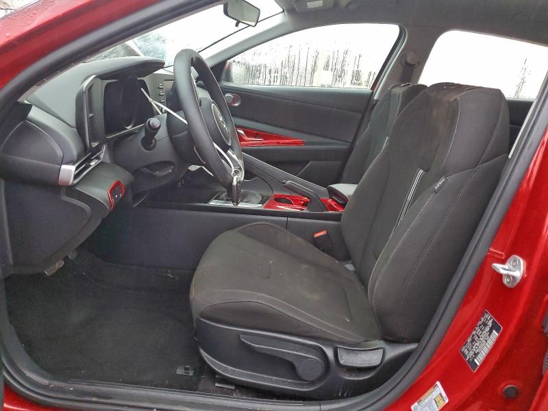 Фото 7 - HYUNDAI ELANTRA