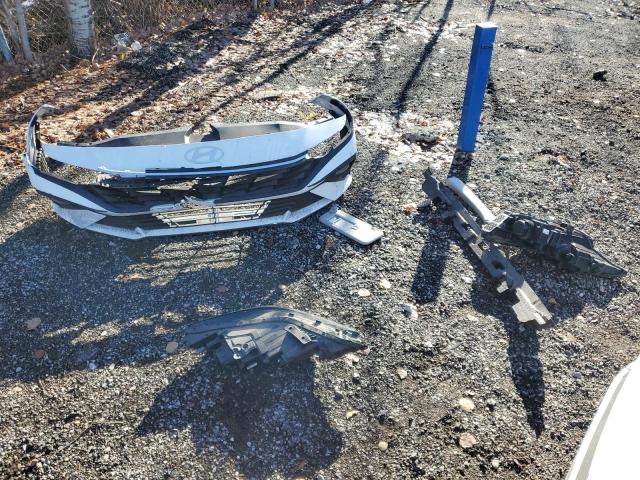 Фото 12 - HYUNDAI ELANTRA