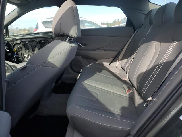 Фото 10 - HYUNDAI ELANTRA