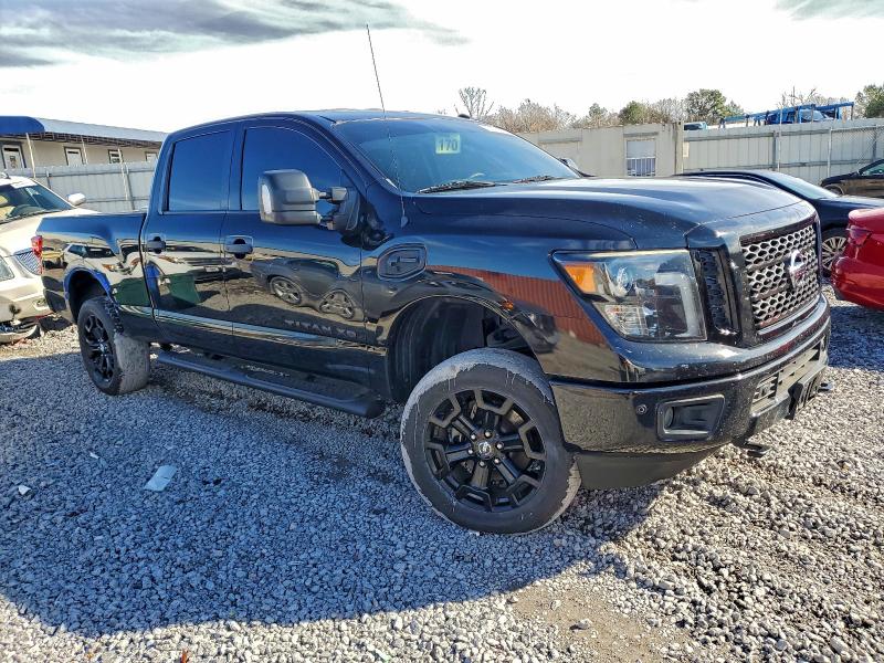 Фото 4 - NISSAN TITAN