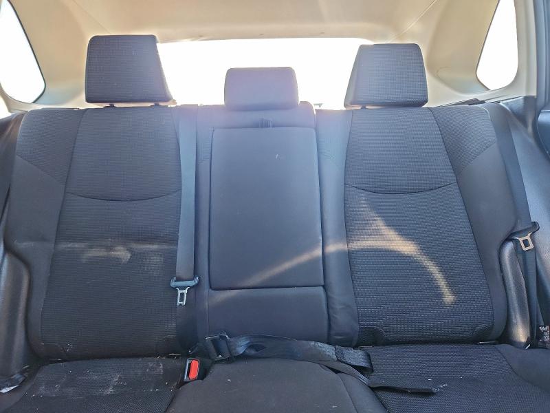 Фото 10 - TOYOTA RAV4