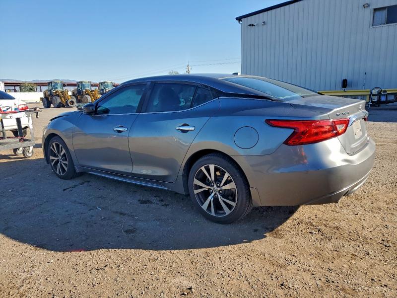 Фото 2 - NISSAN MAXIMA