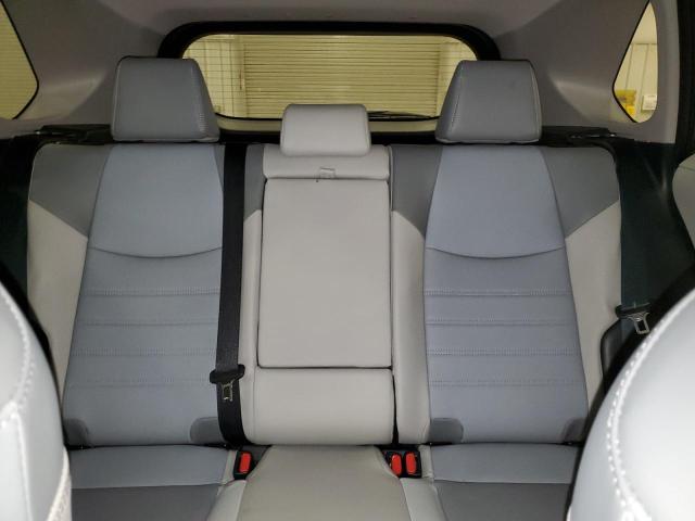 Фото 10 - TOYOTA RAV4