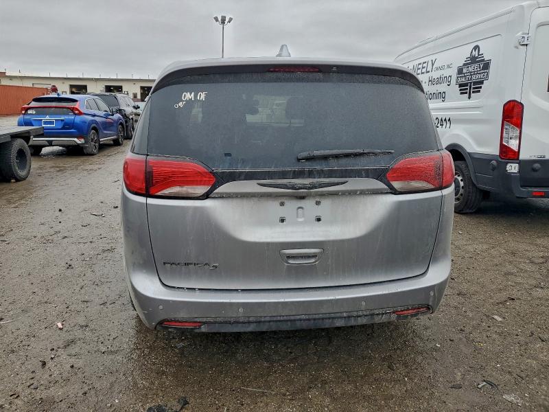 Фото 6 - CHRYSLER PACIFICA