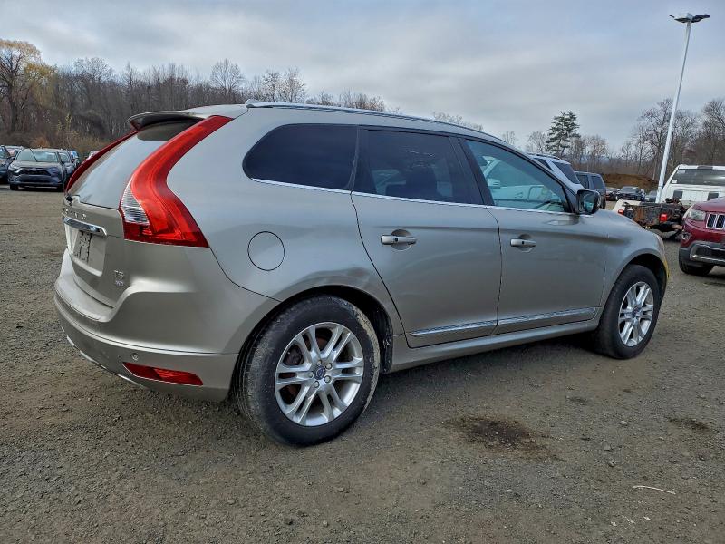 Фото 3 - VOLVO XC60