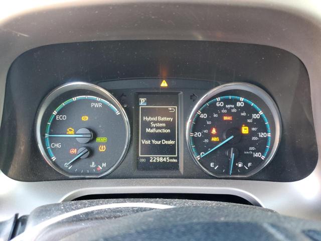 Фото 9 - TOYOTA RAV4