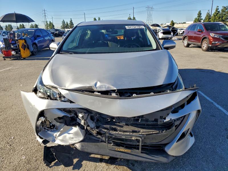 Фото 5 - TOYOTA PRIUS