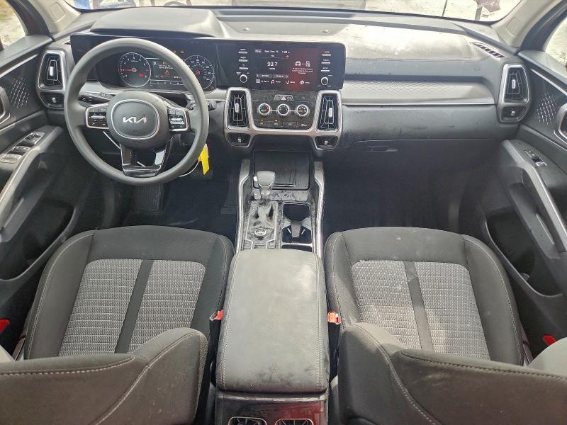 Фото 8 - KIA SORENTO