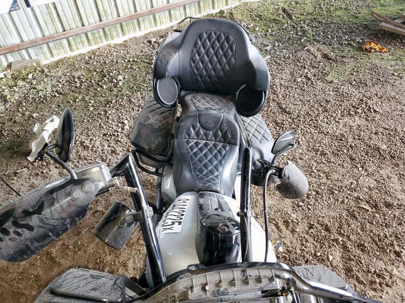 HARLEY-DAVIDSON FLTRK 2023