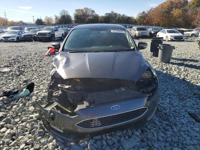 Фото 5 - FORD FOCUS