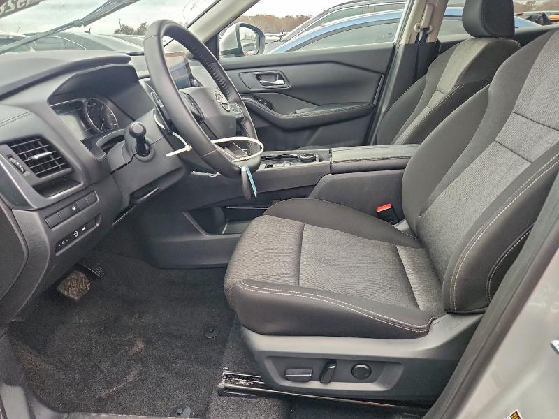 Фото 7 - NISSAN ROGUE