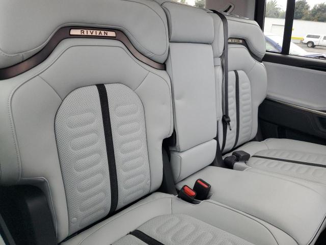 Фото 11 - RIVIAN RIS