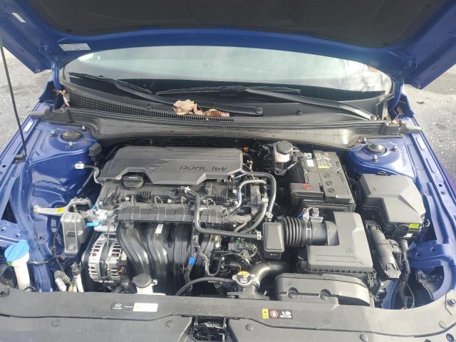 Фото 11 - HYUNDAI ELANTRA