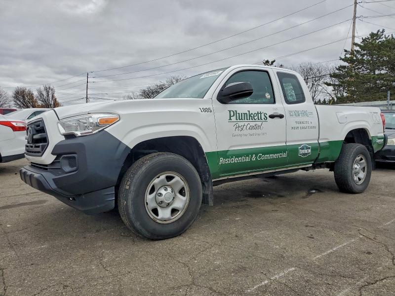 Фото 1 - TOYOTA TACOMA