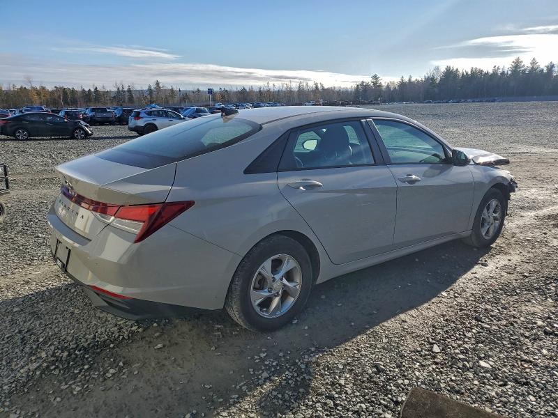 Фото 3 - HYUNDAI ELANTRA