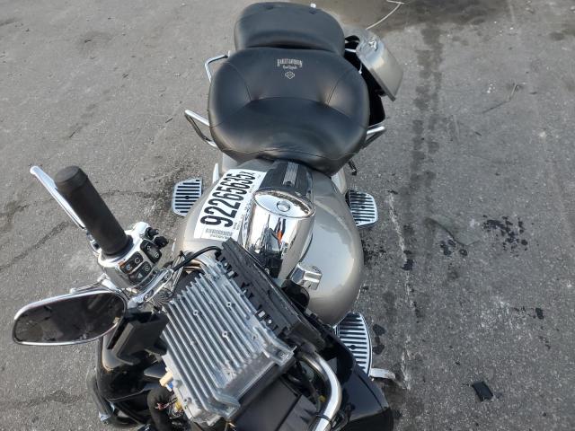 HARLEY-DAVIDSON FL 2017