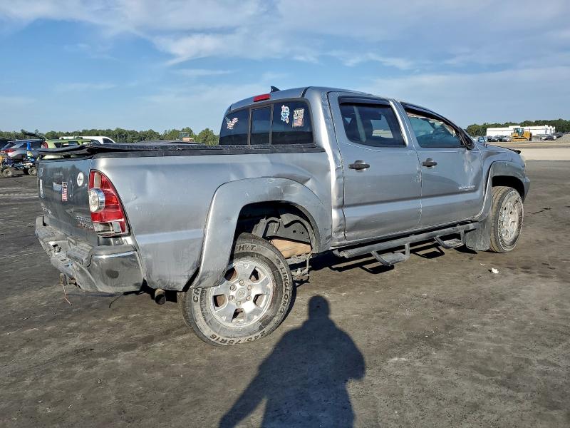 Фото 3 - TOYOTA TACOMA