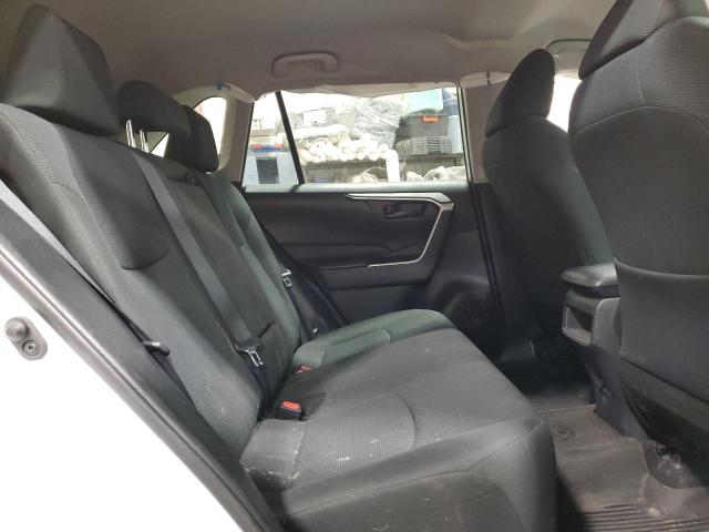 Фото 11 - TOYOTA RAV4