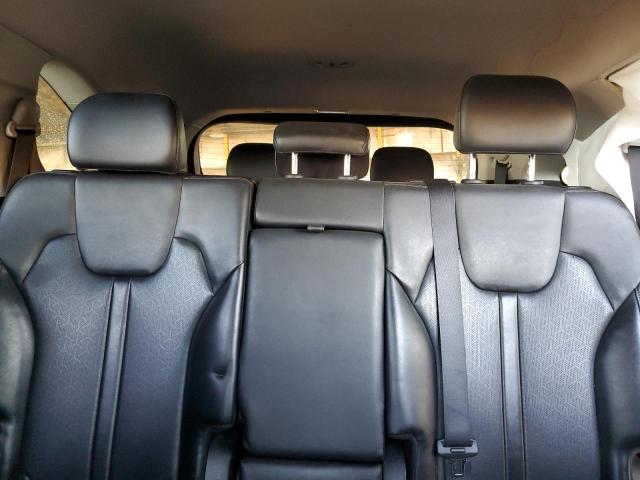 Фото 10 - KIA SORENTO