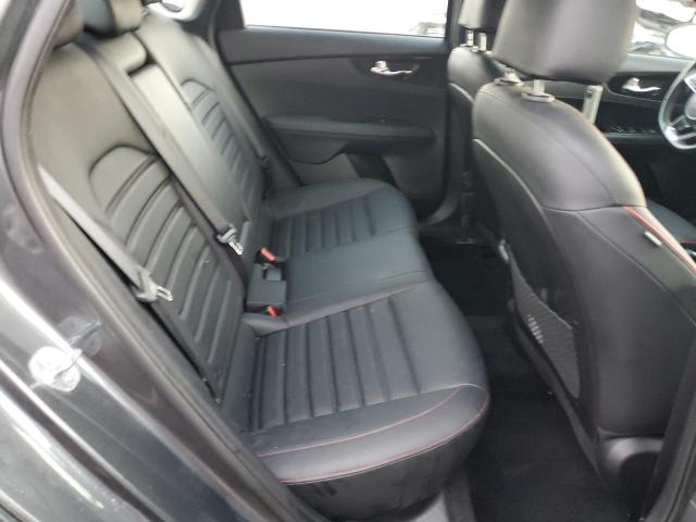 Фото 10 - KIA FORTE