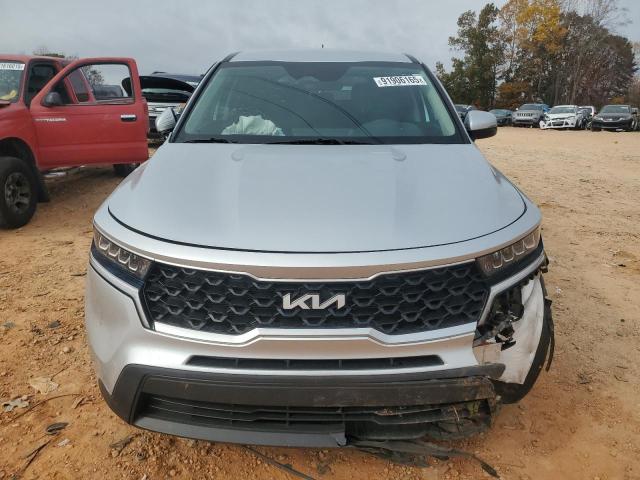 Фото 5 - KIA SORENTO