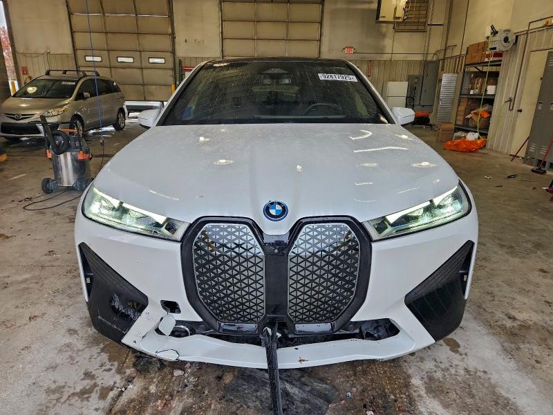 BMW IX M60 2024 VIN WB533CF08RCN33038