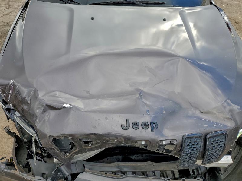 Фото 12 - JEEP GRAND CHER