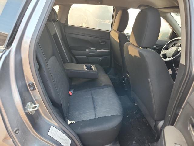 Фото 11 - MITSUBISHI OUTLANDER