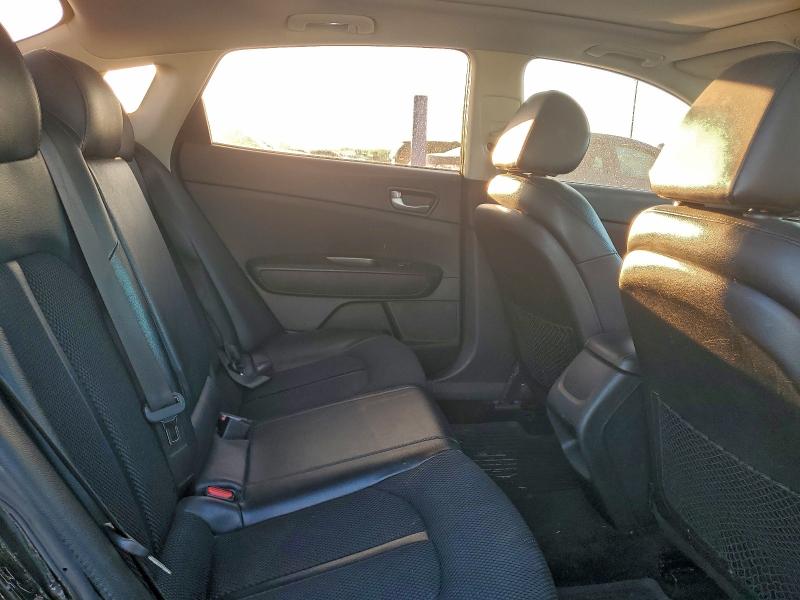 Фото 10 - KIA OPTIMA