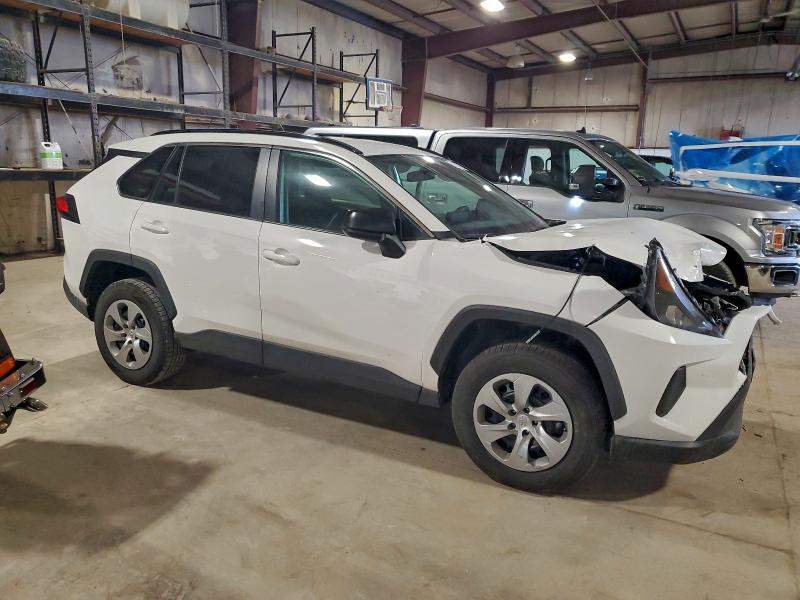 Фото 4 - TOYOTA RAV4