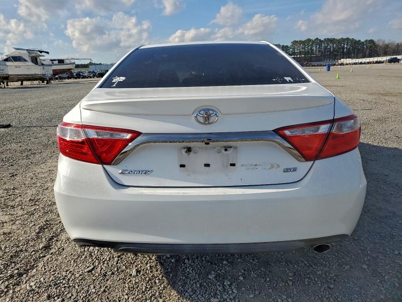 Фото 6 - TOYOTA CAMRY