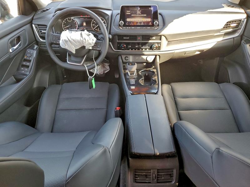 Фото 8 - NISSAN ROGUE