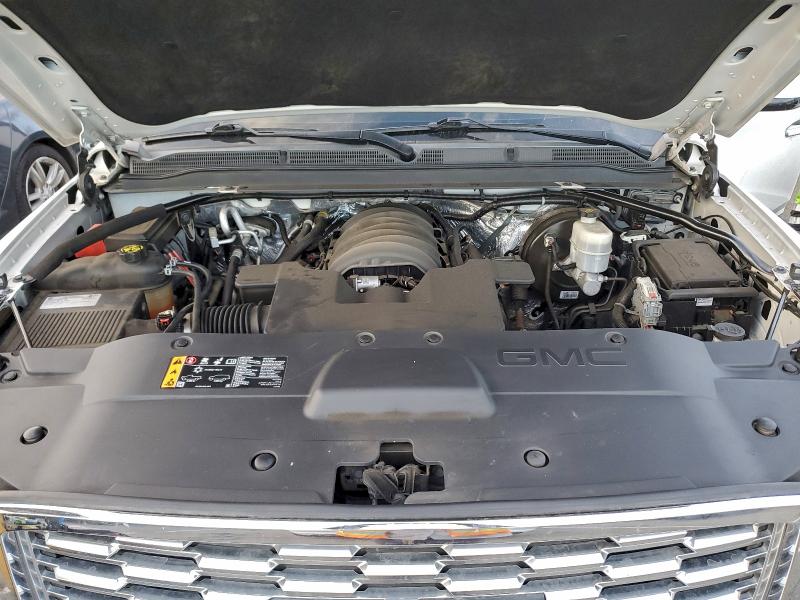 Фото 12 - GMC YUKON