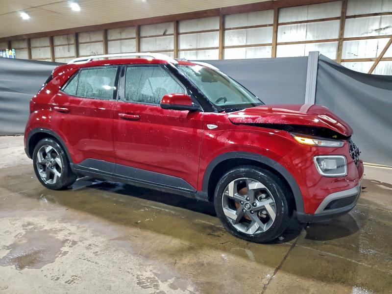 Фото 4 - HYUNDAI VENUE