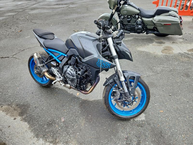 SUZUKI GSX800 R 2024