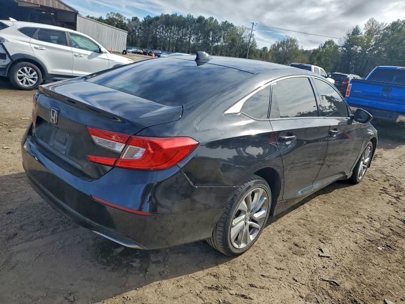 Фото 3 - HONDA ACCORD