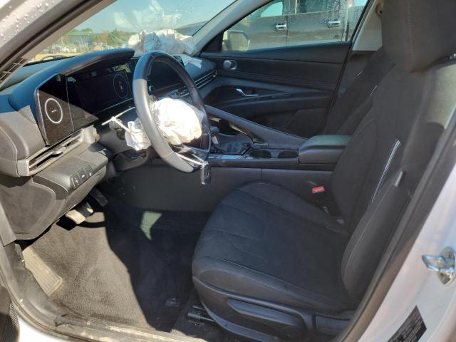 Фото 7 - HYUNDAI ELANTRA