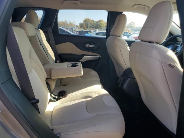 Фото 10 - JEEP GRAND CHER