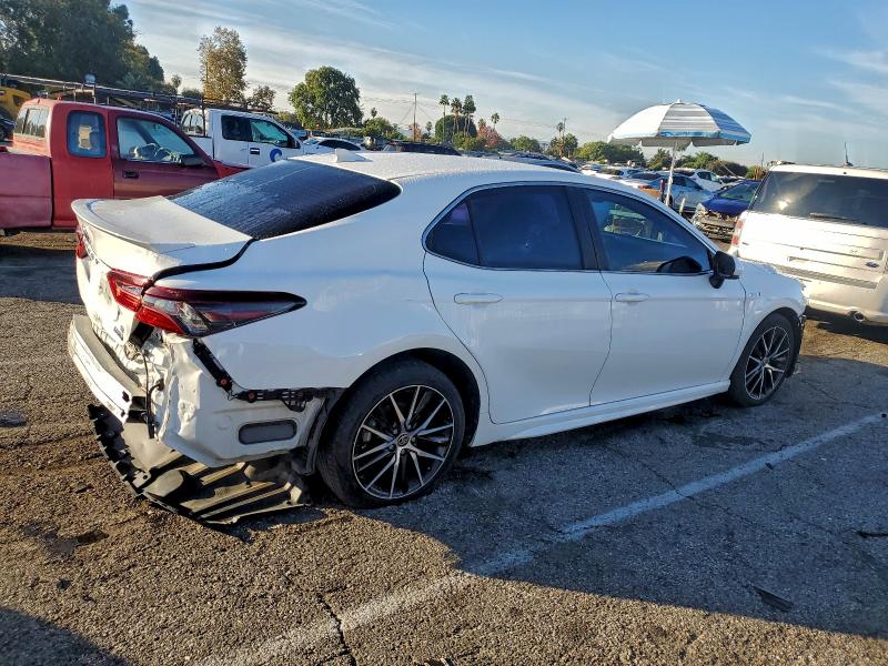 Фото 3 - TOYOTA CAMRY