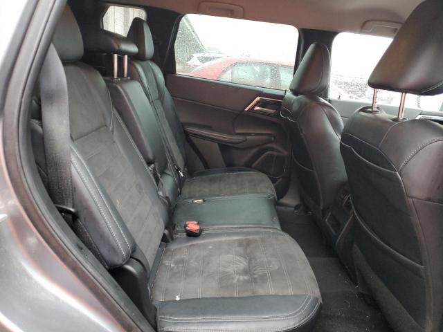 Фото 11 - MITSUBISHI OUTLANDER