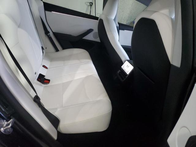 Фото 10 - TESLA MODEL 3